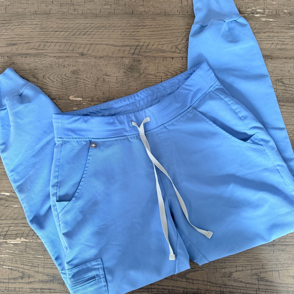 Ceil Blue Figs Scrub Jogger Pants